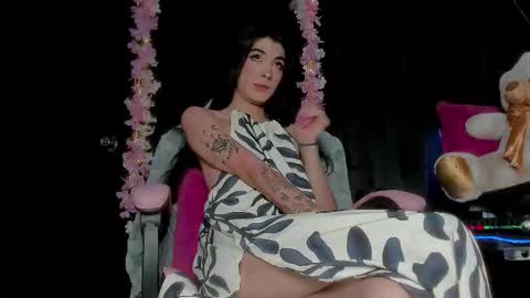 chaminelan online show from February 2, 6:39 pm