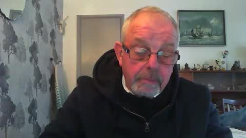 Snapshot of champers37 chatting on January 9, 3:01 pm Champers online show from January 9, 3:01 pm