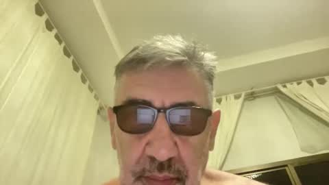 champsex305610 online show from April 5, 12:35 pm