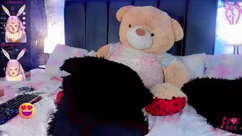 Snapshot of chandosa_sex chatting on April 14, 2:28 am pamela online show from April 14, 2:28 am