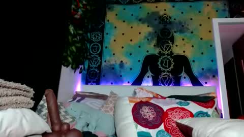 Chanel M. online show from December 19, 6:01 am