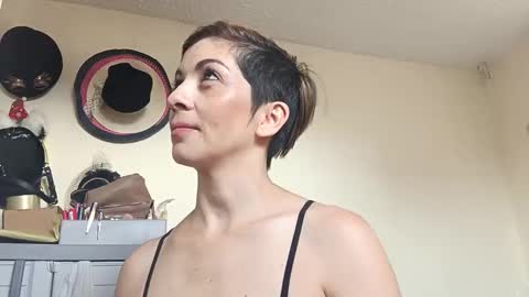 chanel online show from October 19, 4:29 pm