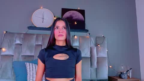 Snapshot of chaneladamss_ chatting on September 17, 2:46 am C H A N E L online show from September 17, 2:46 am