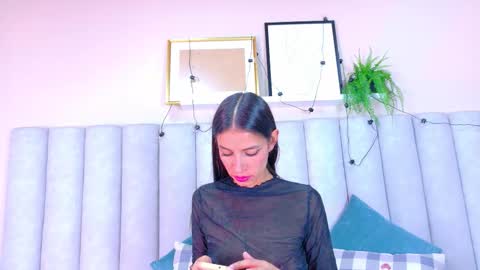 Snapshot of chaneladamss_ chatting on September 29, 2:49 am C H A N E L online show from September 29, 2:49 am