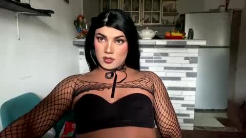 Snapshot of chanelfancy chatting on May 2, 1:05 pm chanelfancy online show from May 2, 1:05 pm