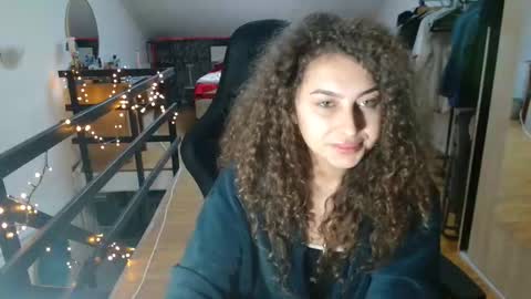 Stephanieblisss online show from November 29, 8:50 am