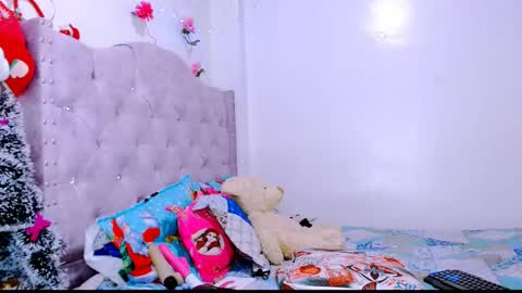 Chanelle 07 online show from December 13, 4:43 am