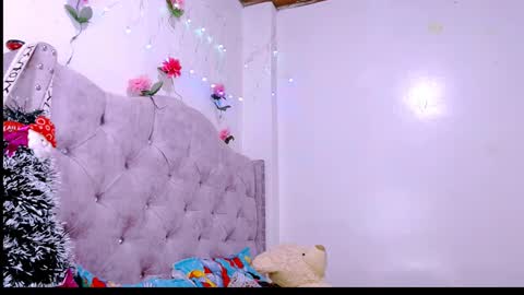 Chanelle 07 online show from December 19, 12:02 am