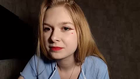 Lia online show from October 14, 7:53 am