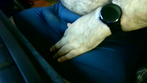 chang92543 online show from December 5, 6:33 am