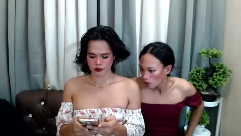 Snapshot of channel_maxine chatting on June 7, 7:23 am Rosette online show from June 7, 7:23 am