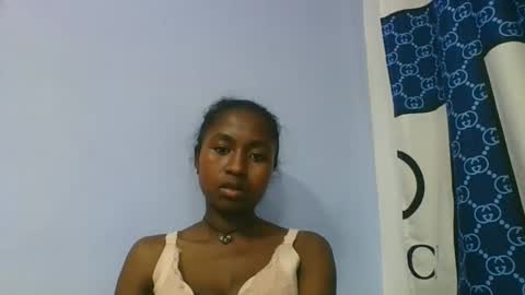 Snapshot of chantale483461 chatting on March 5, 6:48 pm chantale483461 online show from March 5, 6:48 pm