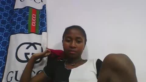 Snapshot of chantale483461 chatting on March 8, 5:22 am chantale483461 online show from March 8, 5:22 am