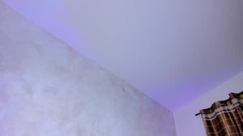 Snapshot of chantall_smith chatting on March 12, 2:12 pm online show from March 12, 2:12 pm