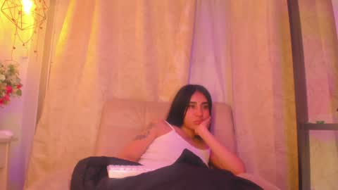 Chantall online show from December 20, 7:55 am