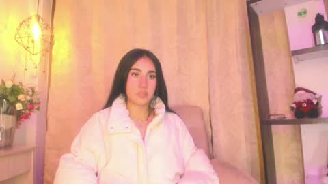 Chantall online show from December 24, 6:33 am