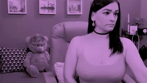 The Queen online show from May 24, 9:53 pm