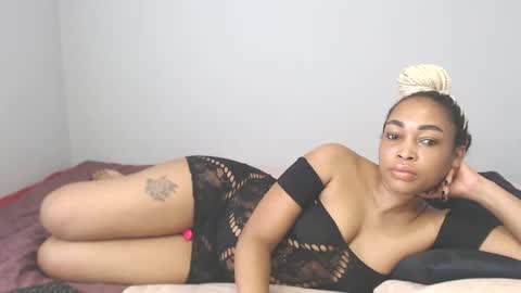 chantel87_ online show from February 3, 5:07 am