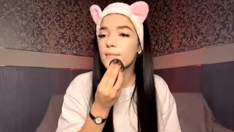 Kira online show from November 5, 7:08 am