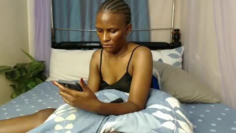 Snapshot of chantelsamz2 chatting on December 31, 9:28 pm Chantel online show from December 31, 9:28 pm