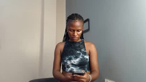 Snapshot of chantelsamz2 chatting on November 15, 7:16 am Chantel online show from November 15, 7:16 am