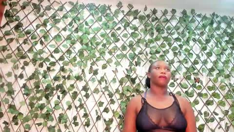chantelxxl online show from October 2, 11:17 am