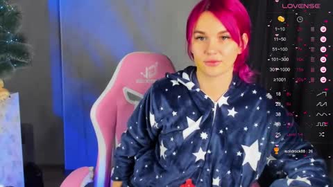Suzanna Snow online show from December 5, 4:20 am