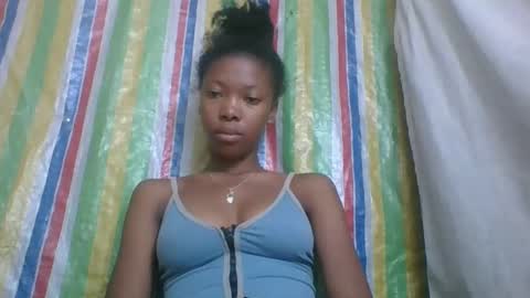 Snapshot of chariola0101 chatting on February 16, 11:16 pm chariola0101 online show from February 16, 11:16 pm