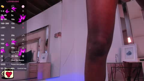 charis_hill online show from December 22, 7:31 pm