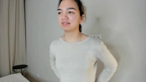 Snapshot of charitybergeaux chatting on December 5, 9:18 am MIchelle online show from December 5, 9:18 am