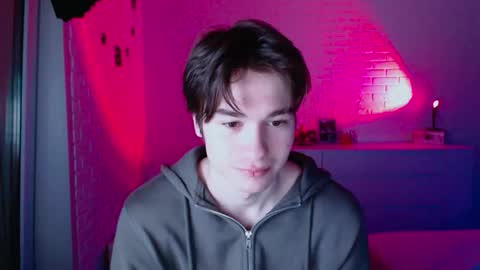 charleshanson69 online show from February 1, 1:42 pm