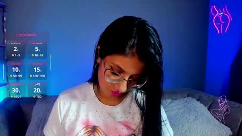 Snapshot of charlhot_ chatting on November 14, 12:48 pm charlhot_ online show from November 14, 12:48 pm