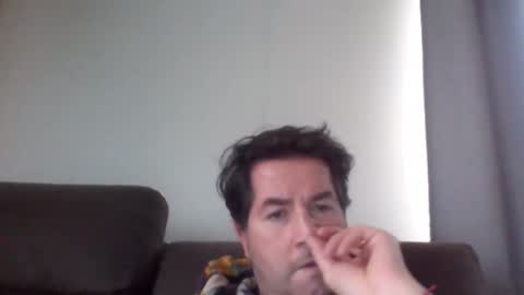 I am Charlie online show from May 13, 1:52 pm