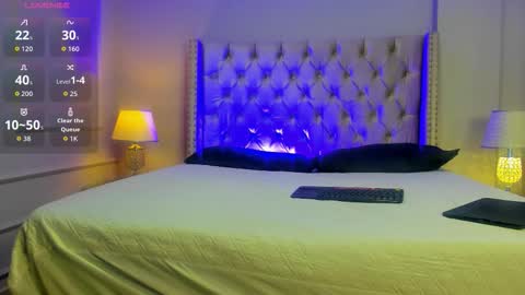    online show from November 6, 11:55 am