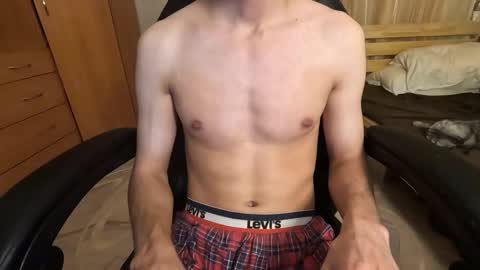 Snapshot of charliehoffa chatting on November 18, 8:24 pm Charlie online show from November 18, 8:24 pm