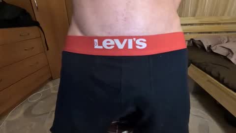 Snapshot of charliehoffa chatting on November 24, 9:25 pm Charlie online show from November 24, 9:25 pm