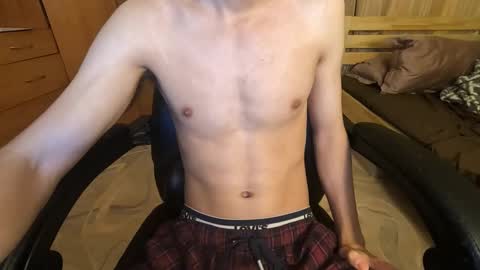 Snapshot of charliehoffa chatting on December 15, 9:52 pm Charlie online show from December 15, 9:52 pm