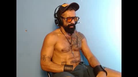 Snapshot of charlieprospect chatting on September 8, 8:52 pm Charlie Prospect online show from September 8, 8:52 pm