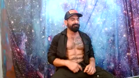 Snapshot of charlieprospect chatting on November 6, 4:24 am Charlie Prospect online show from November 6, 4:24 am