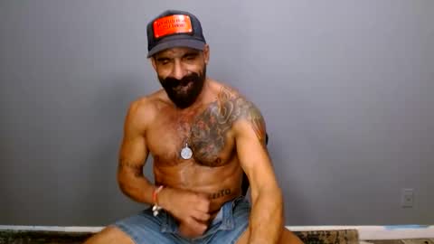 Snapshot of charlieprospect chatting on November 25, 3:50 am Charlie Prospect online show from November 25, 3:50 am