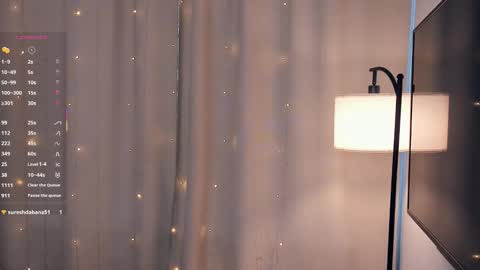 Yumi online show from February 2, 8:02 am