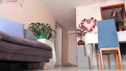 Charlize online show from May 28, 3:42 pm