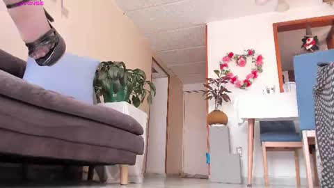 Charlize online show from June 10, 4:39 pm