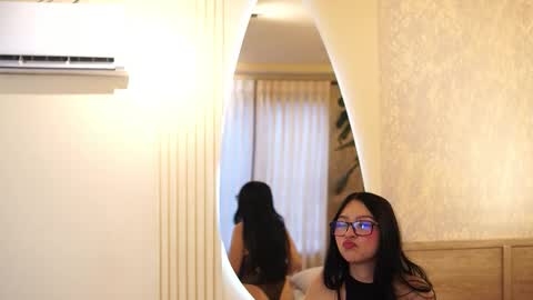 Charllotte online show from September 15, 12:49 pm
