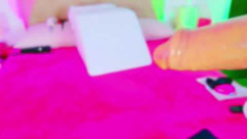 Charloott Evans online show from December 20, 11:01 pm