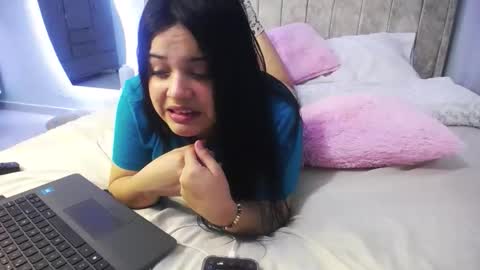 Charlote Walker online show from February 5, 3:55 am