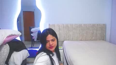 Charlote Walker online show from February 10, 3:32 am