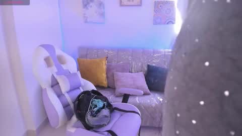    online show from October 16, 2:51 pm