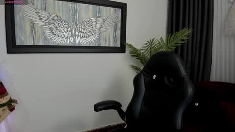 Charlote online show from December 16, 11:33 am