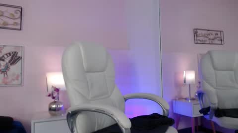 CHARLOTE online show from February 3, 3:26 am